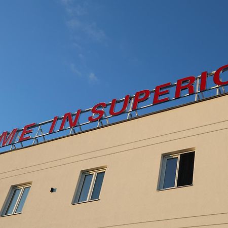 Home In Superior如家 Surčin Esterno foto